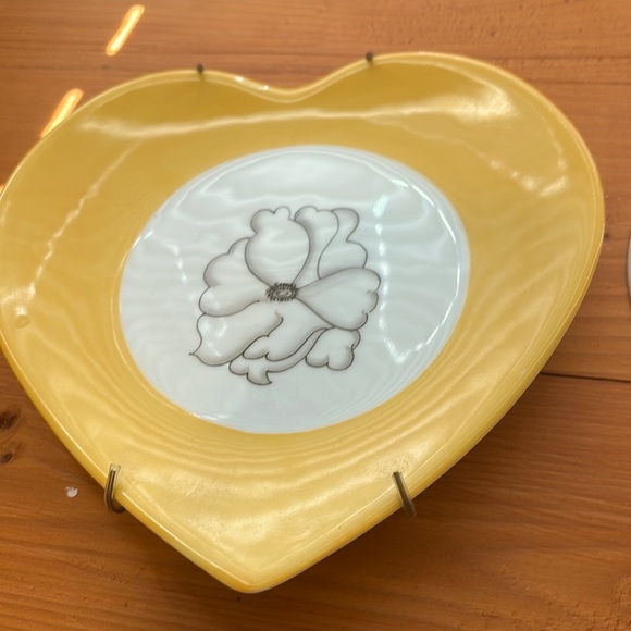 Limoges France Point Main heart plate - Picture 1 of 2